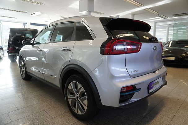 Kia Niro e 64 kWh 150 kW image number 5