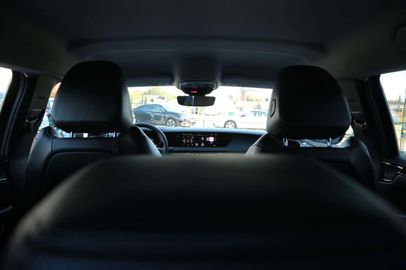 Car image 38