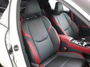 Car image 42