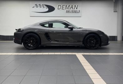 Car image 31