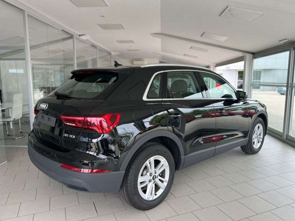 Audi Q3 35 TDI S tronic Business 110 kW image number 2