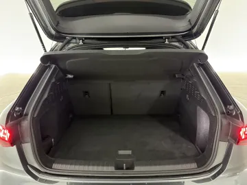 Car image 41