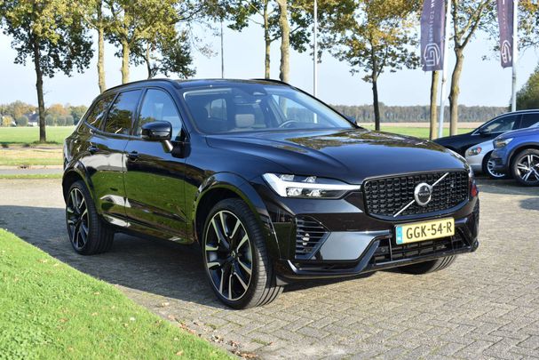 Volvo XC60 T8 Ultra Dark AWD 335 kW image number 29