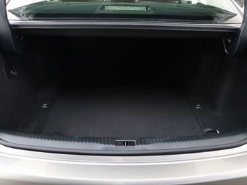 Car image 41