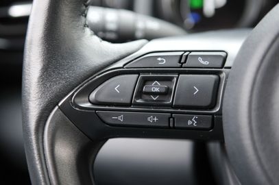 Car image 22