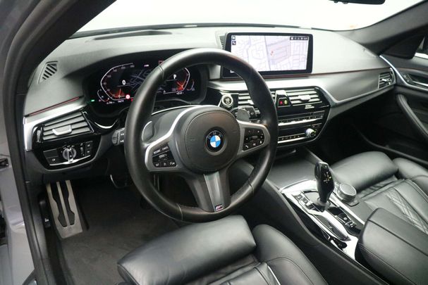 BMW 530i Touring 185 kW image number 14