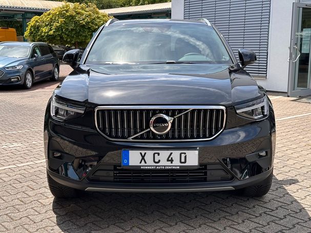 Volvo XC40 Recharge T4 Plus Bright 155 kW image number 3