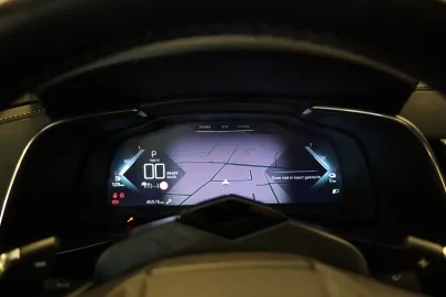 Car image 34