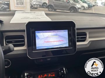 Car image 16