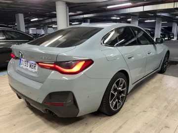 Car image 38