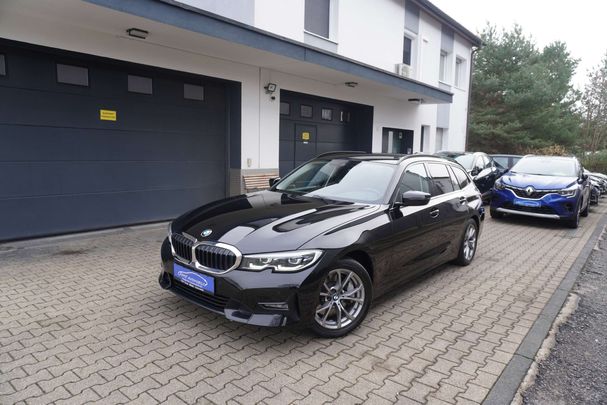 BMW 330i xDrive Sport Line 190 kW image number 1