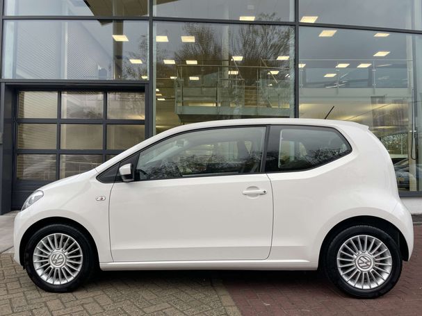 Volkswagen up! BlueMotion high up! 44 kW image number 3