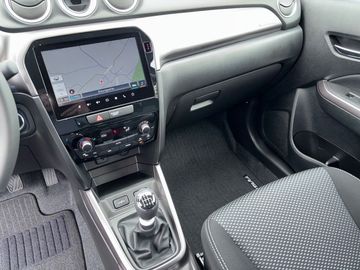 Car image 11