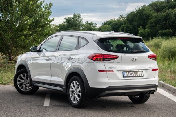 Hyundai Tucson 1.6 CRDi 85 kW image number 6