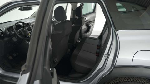 Car image 21