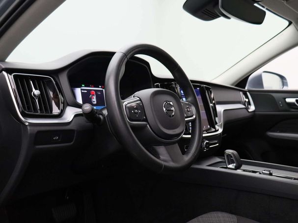 Volvo V60 B3 Momentum 120 kW image number 30