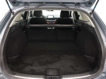 Car image 37