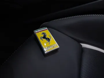Car image 48