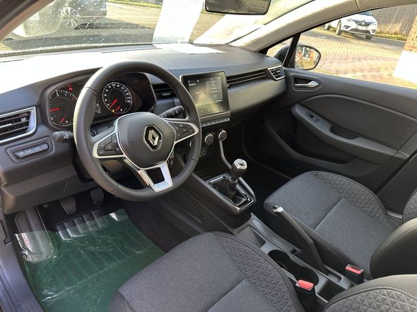 Renault Clio TCe 90 66 kW image number 4