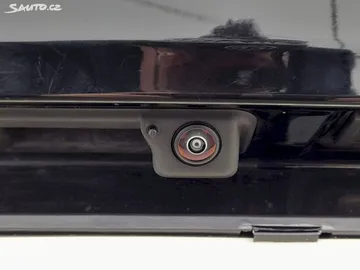 Car image 35