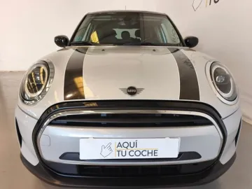 Car image 29