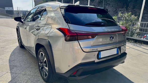 Lexus UX 250h Luxury 135 kW image number 9