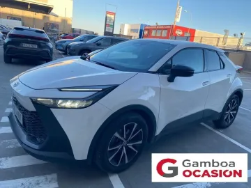 Car image 3