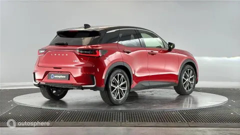 Car image 4