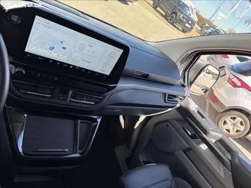 Car image 45