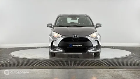 Car image 4