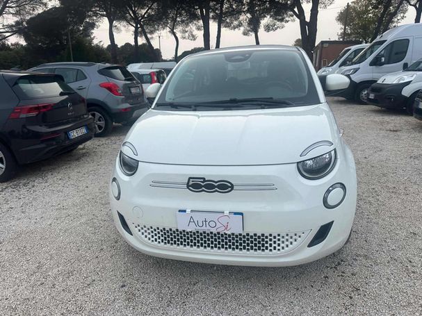 Fiat 500 e Action 70 kW image number 4