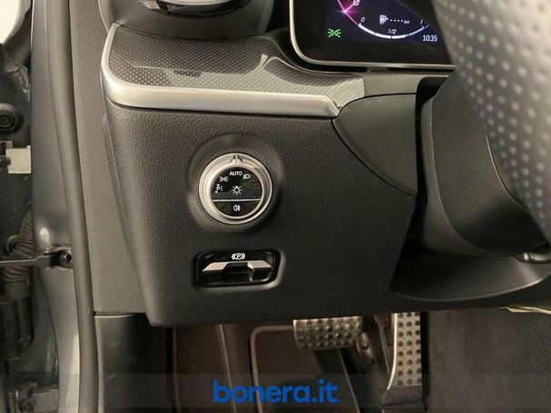 Mercedes-Benz C 300 230 kW image number 20