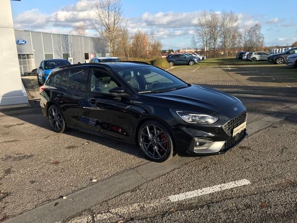 Ford Focus ST 206 kW image number 2