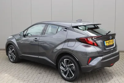 Car image 5