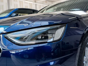 Car image 25
