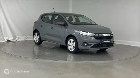Car image 3