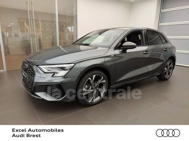 Audi A3 40 TFSIe S tronic S-line Sportback 150 kW image number 1