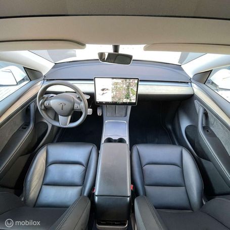 Tesla Model Y 220 kW image number 11