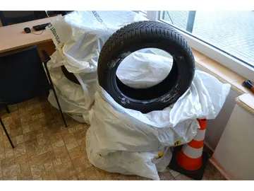 Car image 45