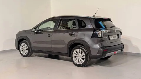 Car image 5