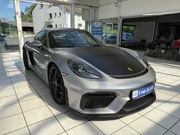 Car image 2