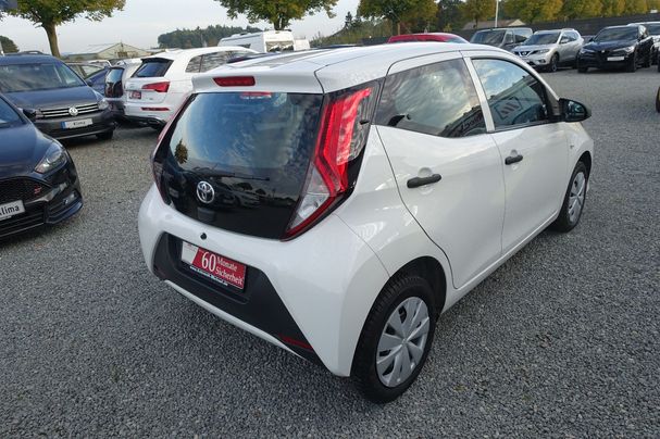 Toyota Aygo X 1.0 53 kW image number 3