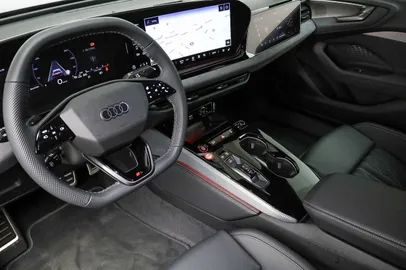 Car image 25