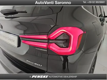 Car image 36