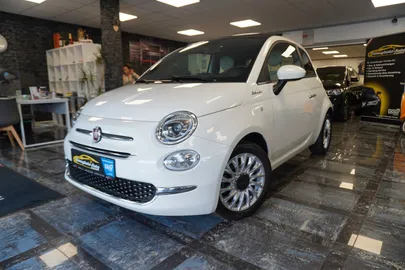 Car image 3