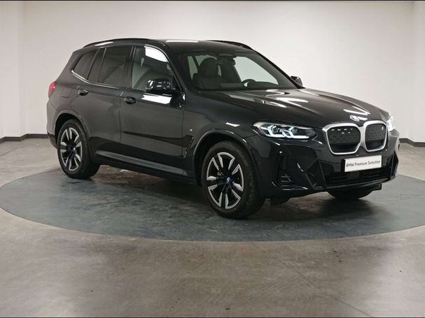 BMW iX3 M Sport Inspiring 213 kW image number 2