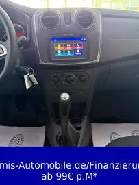 Car image 18