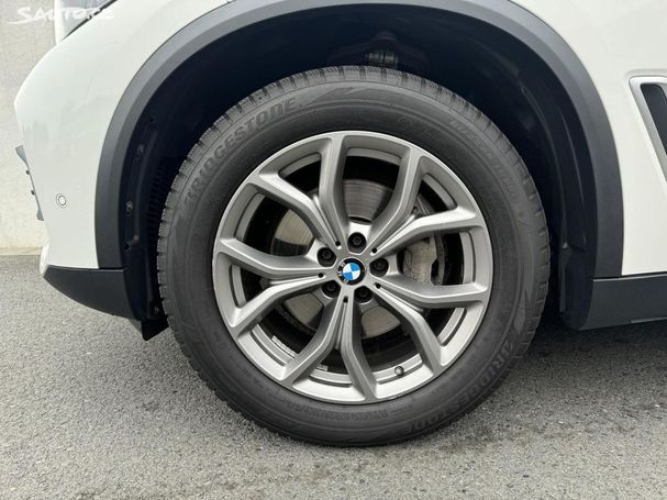 BMW X5 xDrive40i xLine 250 kW image number 5