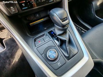 Car image 30