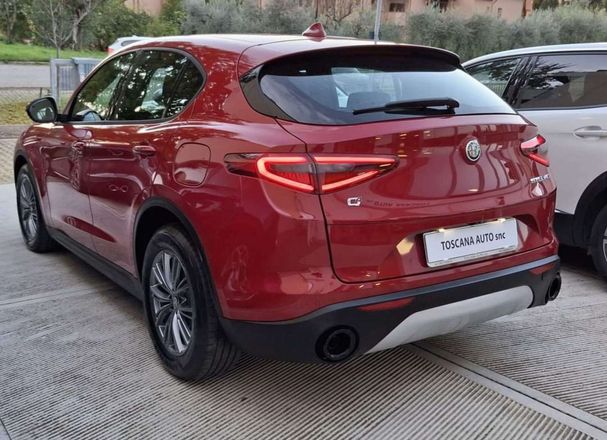 Alfa Romeo Stelvio 2.2 Q4 140 kW image number 4